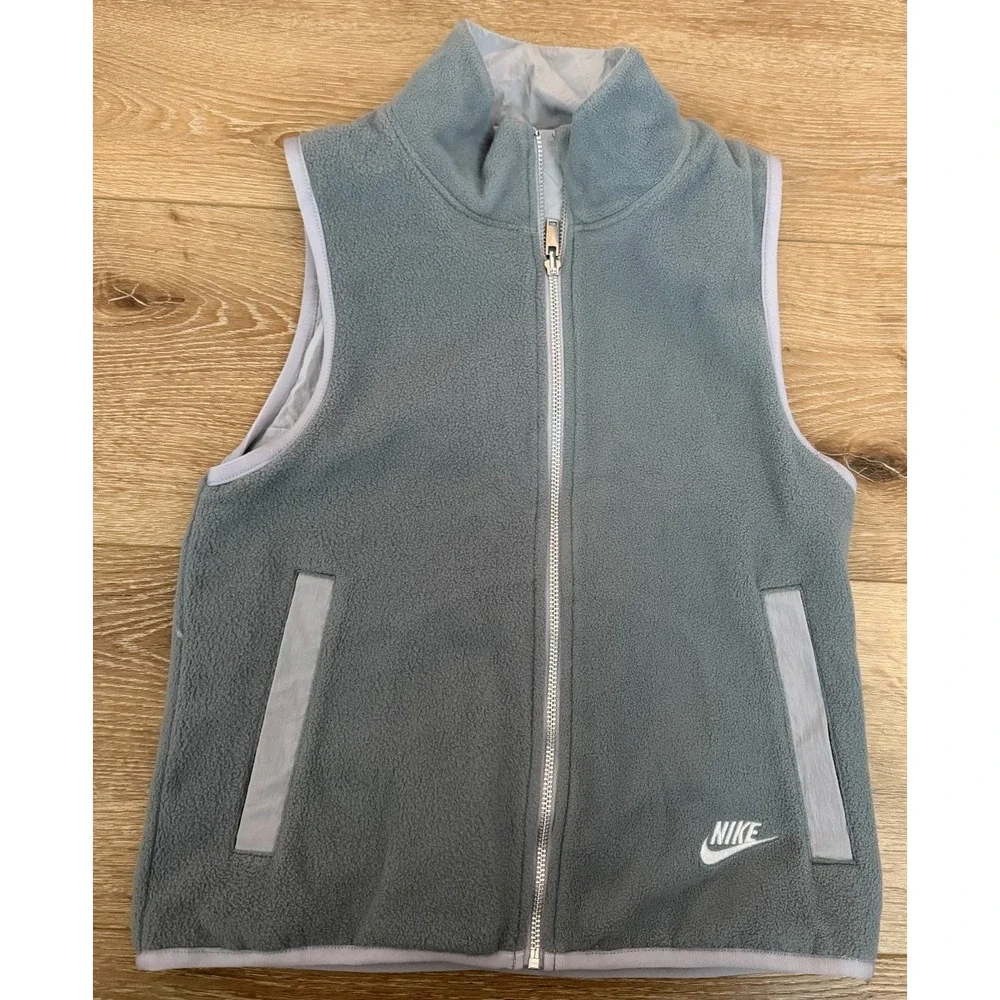 Nike Sportswear Sports Utility Reversible Vest Womens XS Gray Oversized Fleece